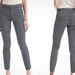 Banana Republic Blue and White Ankle Cropped Pants